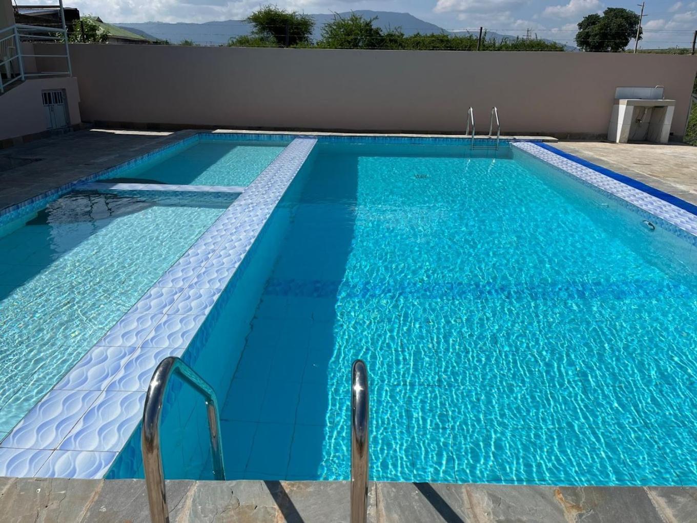 1 Bedroom Fully Furnished Luxurious Apartment Voi Town Kültér fotó